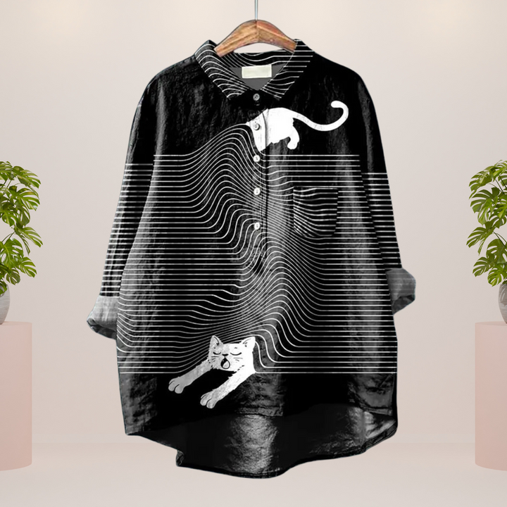 Freya™ | Playful shirt with dog motif and button closure