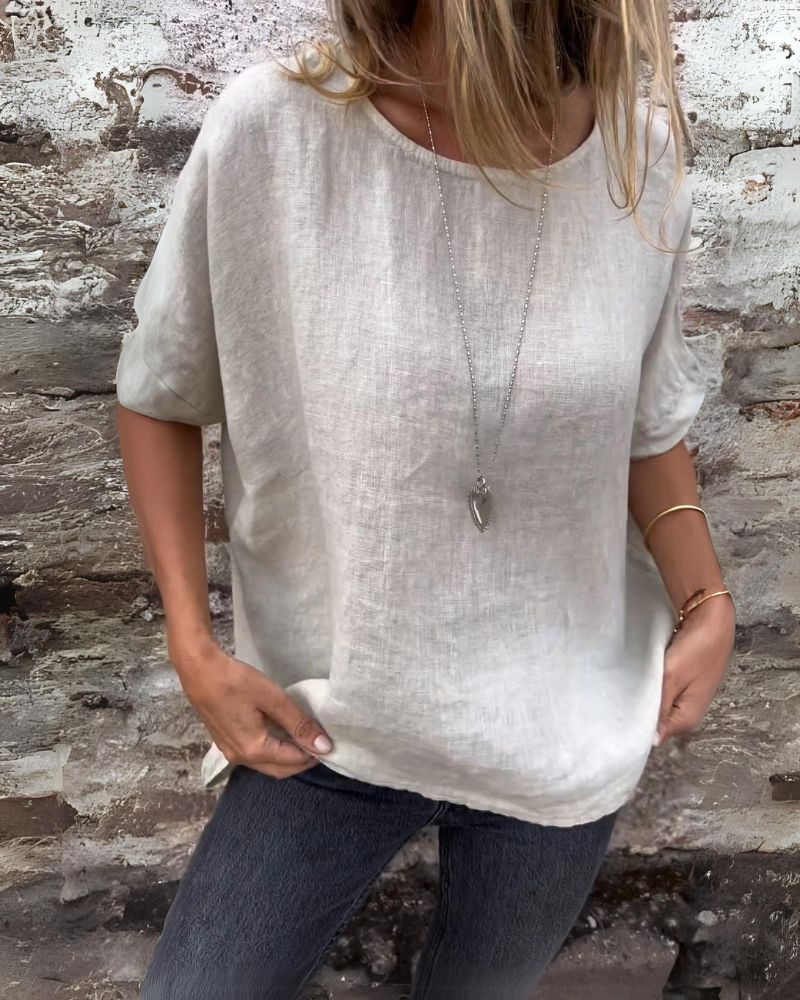 Louna™ | Essential T-Shirt