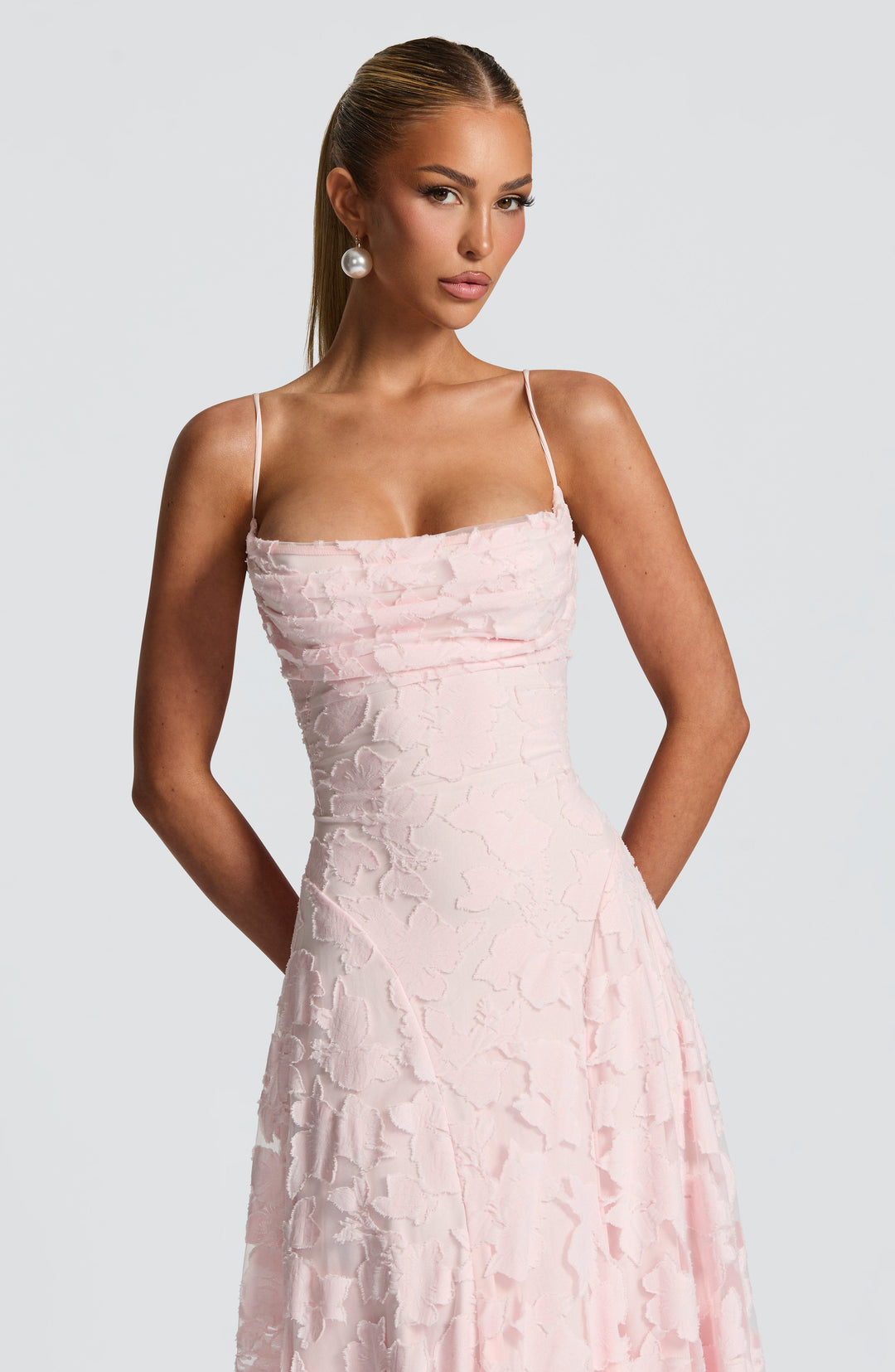Vaynie | Elegant Maxi Dress