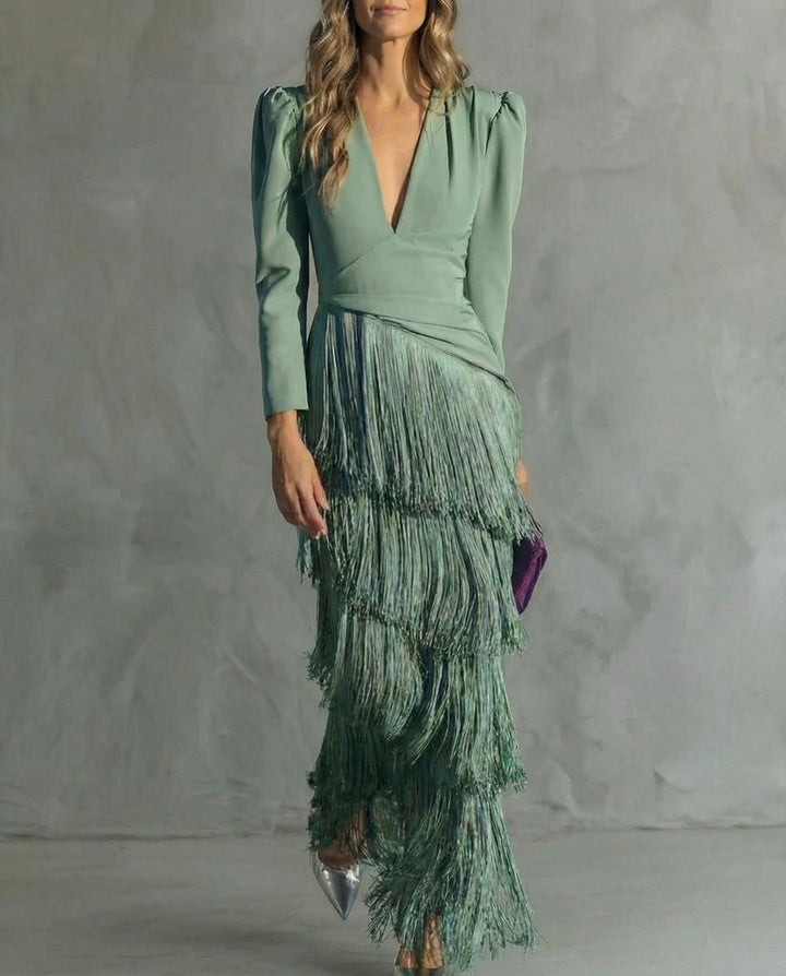 Clara | Elegant midi dress with fringe sleeves
